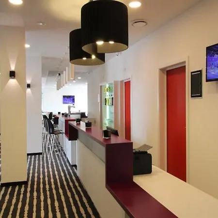 Western Expo Hotel