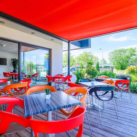 Western Expo Hotel 3*