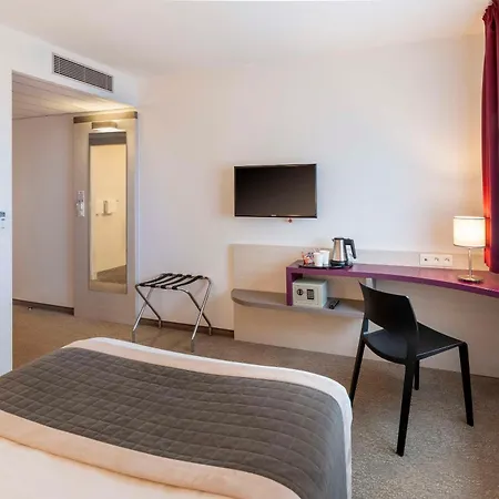 Western Expo Hotel