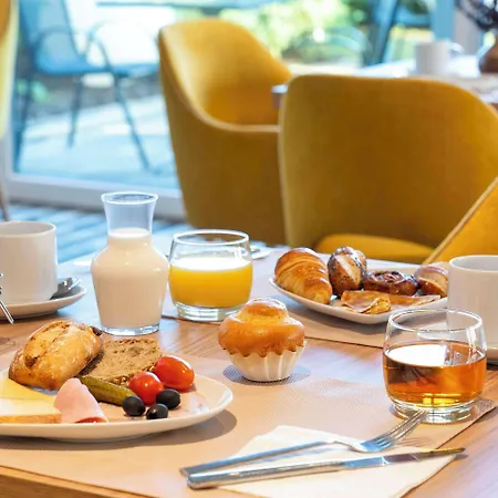 Western Expo Szálloda