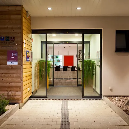 Western Expo Hotel 3*