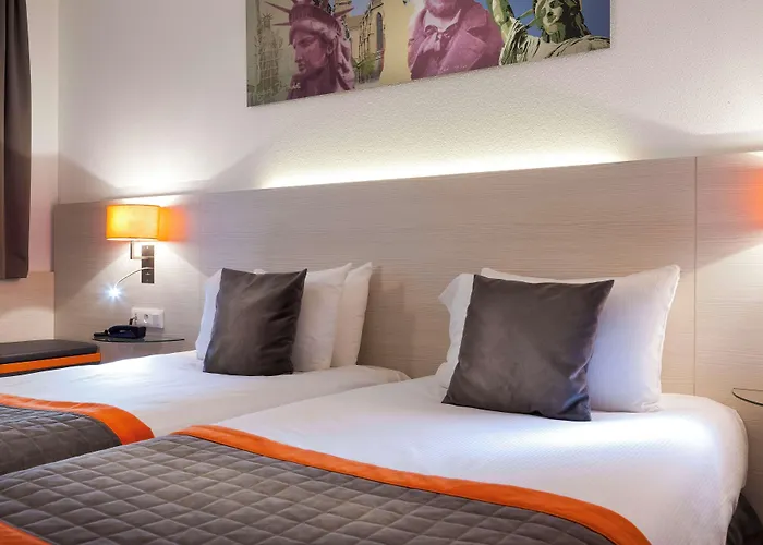 Western Expo Hotel 3*